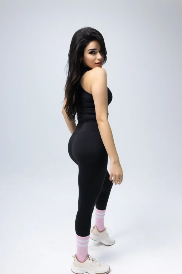 Glutes flex